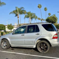 2000 Mercedes-Benz M-Class