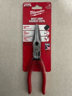 Milwaukee. 8 in. Long Needle Nose Pliers with Fish Tape Puller and Dipped Grip. MT505.