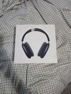 Apple AirPods Max 2 with Smart Case