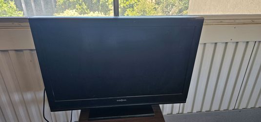 Insignia 32-inch 720p LCD Television