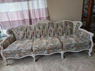 Living room 3 pieces.