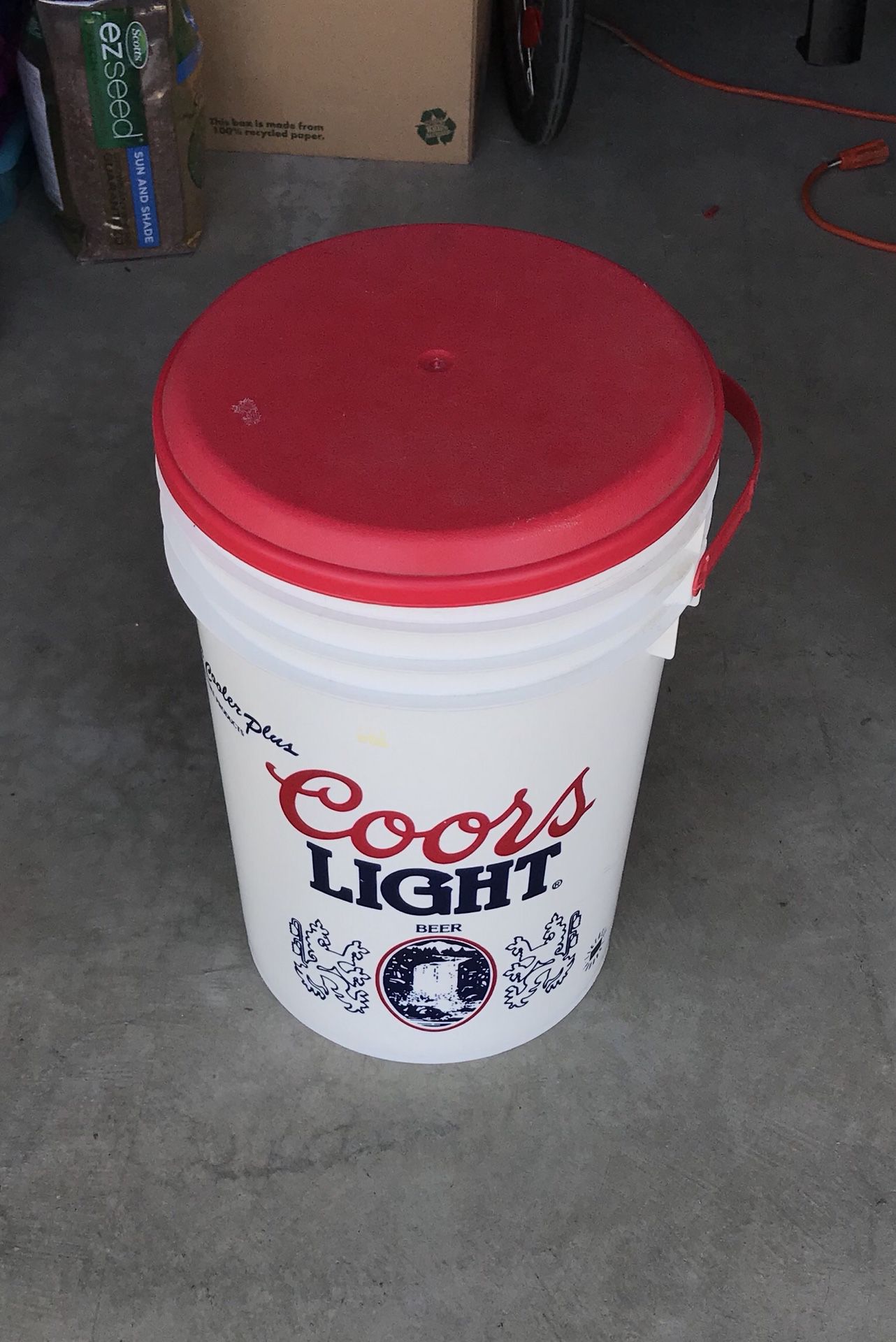 Modelo 5 gallon cooler for Sale in Fife, WA - OfferUp
