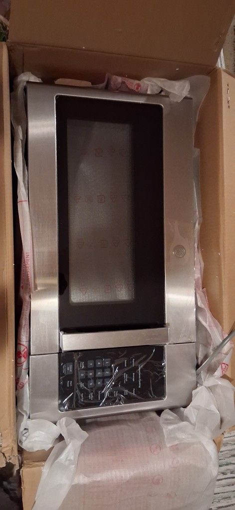 GE Over The Range Microwave Oven 