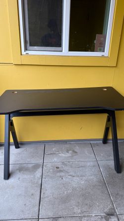 Gaming Table Desk