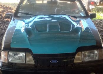 87-93 Ford Mustang Fiberglass Hood