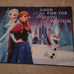 Girls Frozen Rug Great Condition 