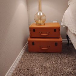 2 large Leather Suitcase For Storage 