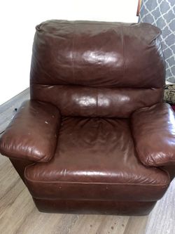 FREE RECLINER!!
