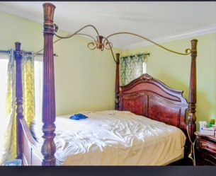 Bed& Dre$sing table - make offer