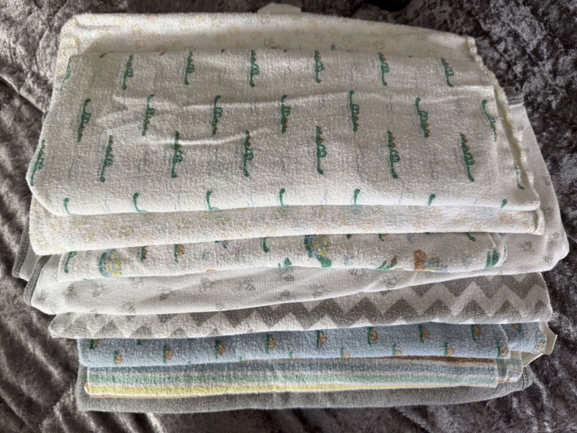 Baby Sheets $10 For All Like New !!! 