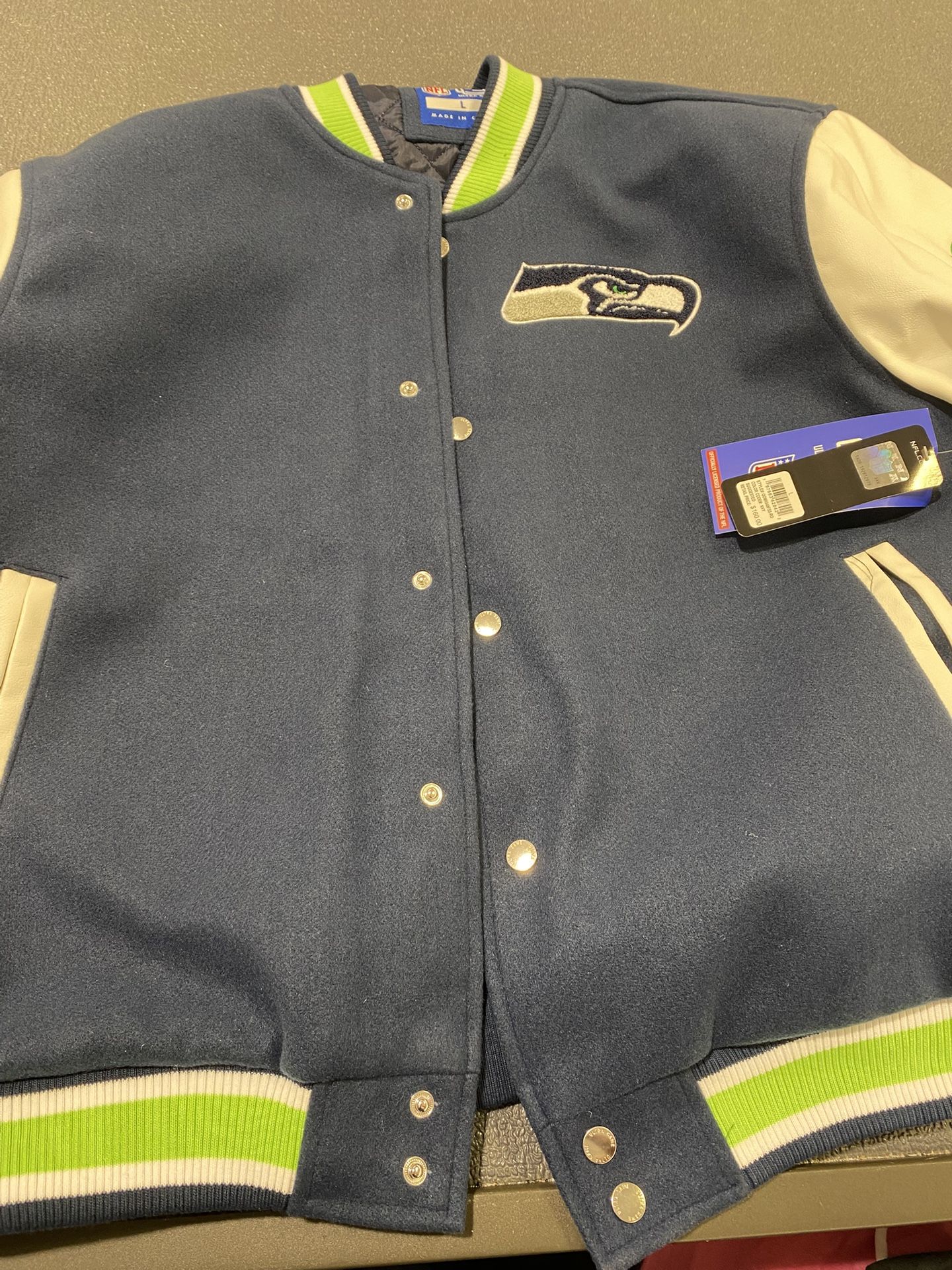 L Seattle Seahawks coat