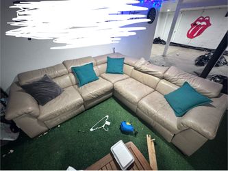 Sectional L couch
