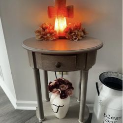 RUSTIC GRAY SIDE TABLE WITH DRAWER