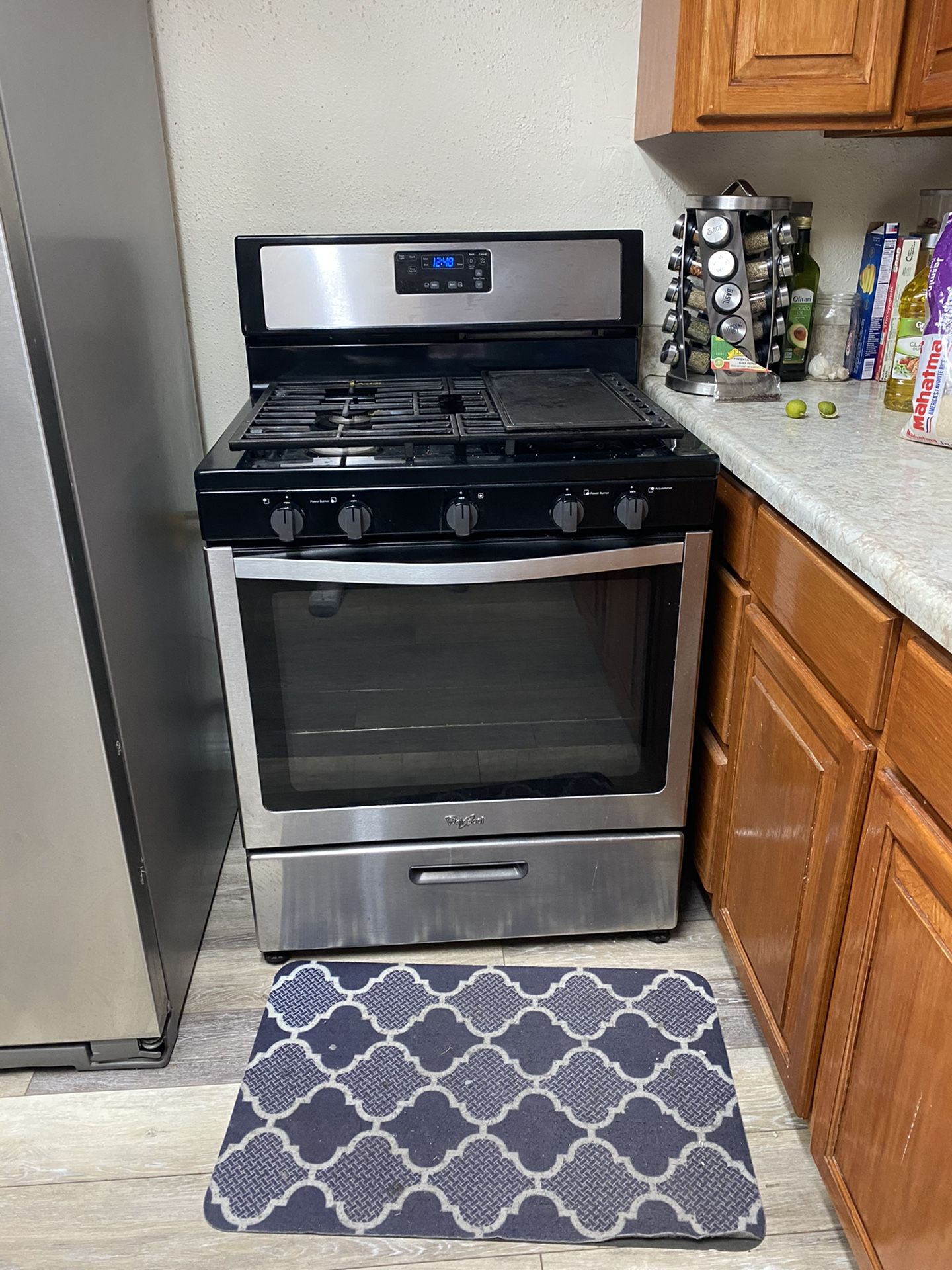 Whirlpool Stove Black And Stainless