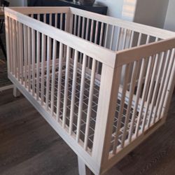 Baby Crib (babyletto) 
