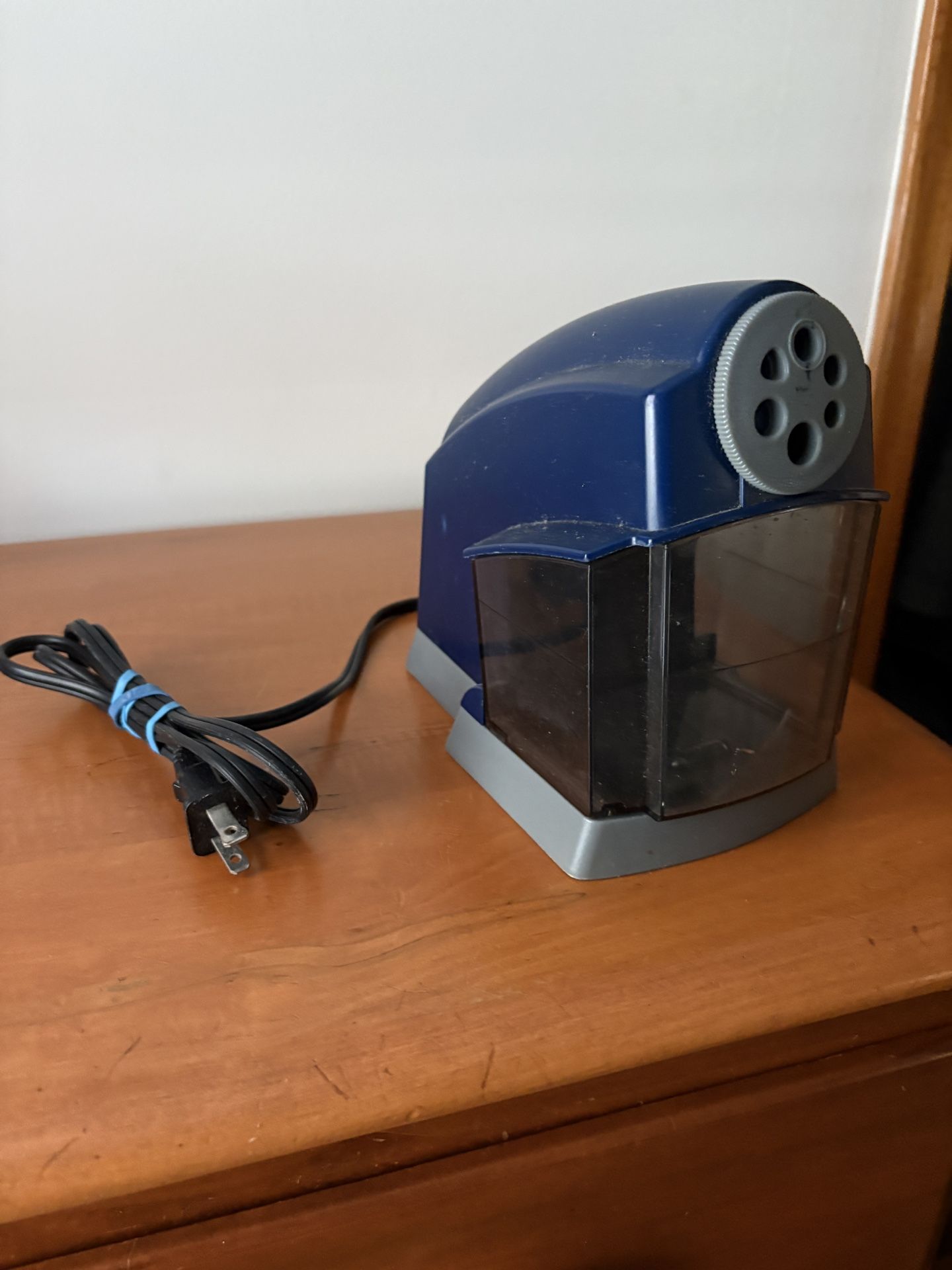 Electric Pencil Sharpener