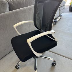 Desk chair