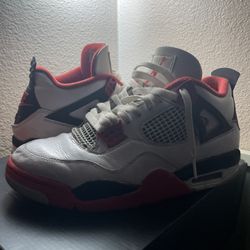 Jordan 4 Fire Red 