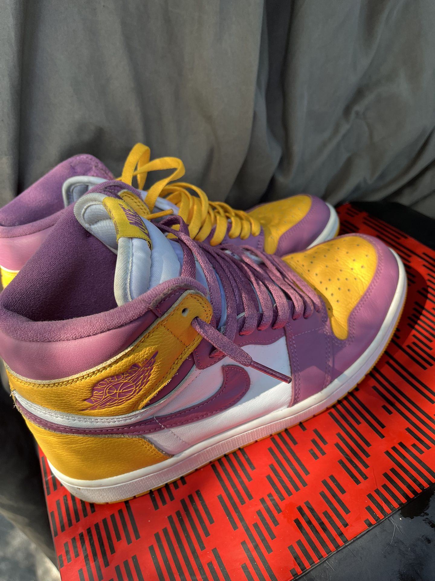JORDAN 1