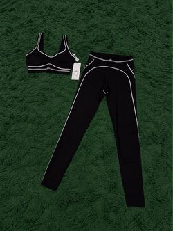 Alo women’s black and white set