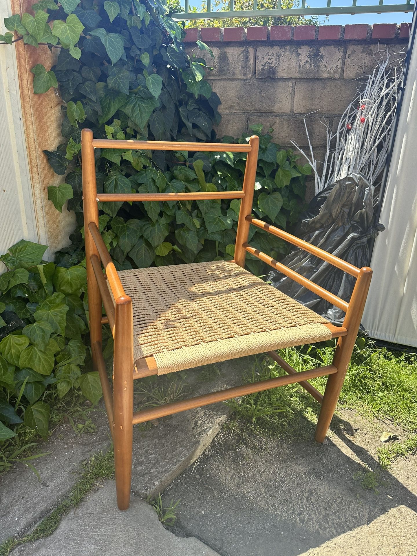 Accent Chair Hand Woven $127.00 Pick Up In Glendale