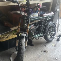 Akez E-bike 35.8 MPH