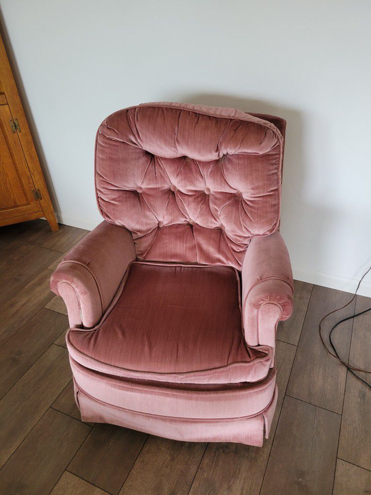Vintage Pink Chair (Keyword Sofa Recliner)