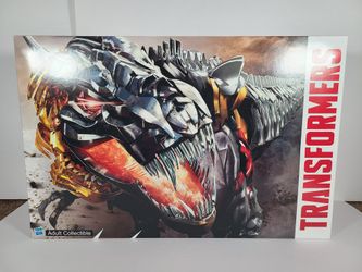 2014 SDCC Hasbro Exclusive Transformers Dinobots Set with Pop-Up Headquarters NEW!