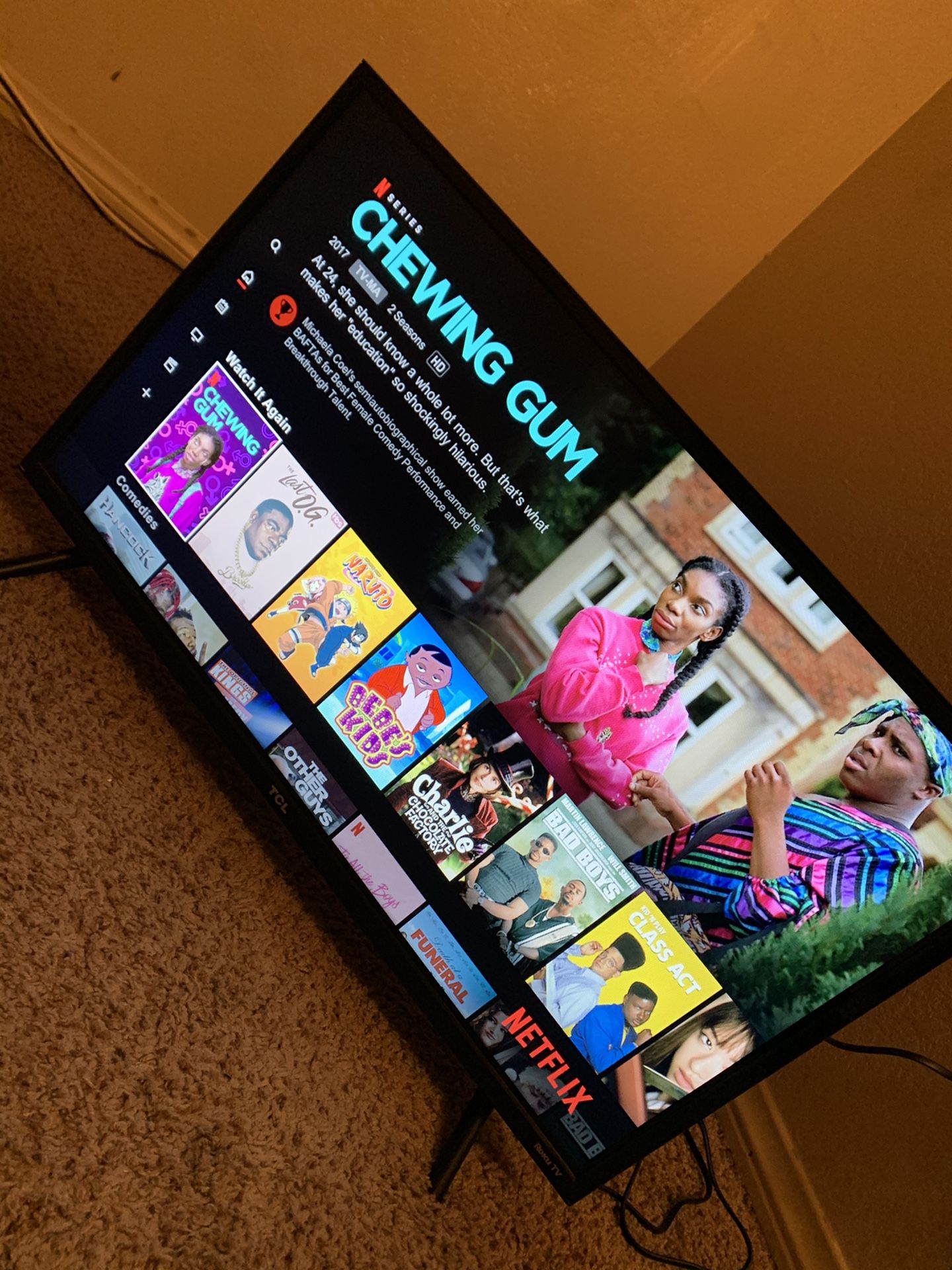 TLC Roku 32”