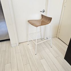 2022 Versteel Quanta Designer Stool - Wood/White - Showroom Condition (SF SOMA)