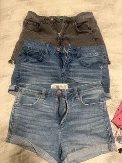 Shorts size 4