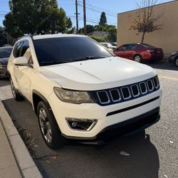 2020 Jeep Compass 