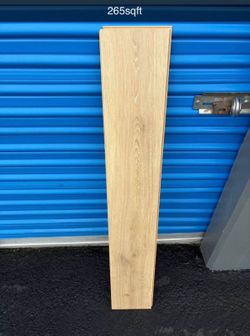 Laminate waterproof flooring (Mohawk)