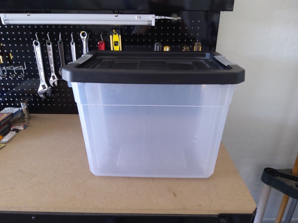 Sterilite Medium Sized Plastic Storage Container/Box