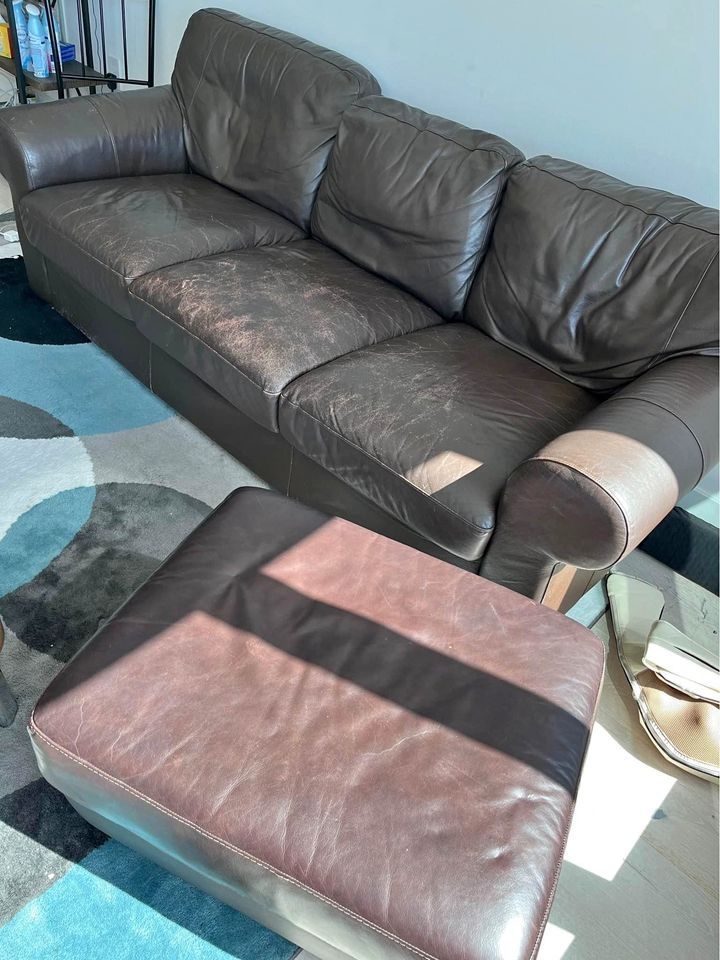 Free Leather Sofa Set!!