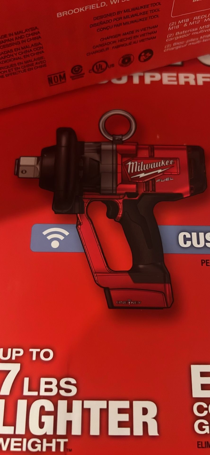 Milwaukee Wrench 1”