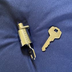 Public Storage, lock And Keys