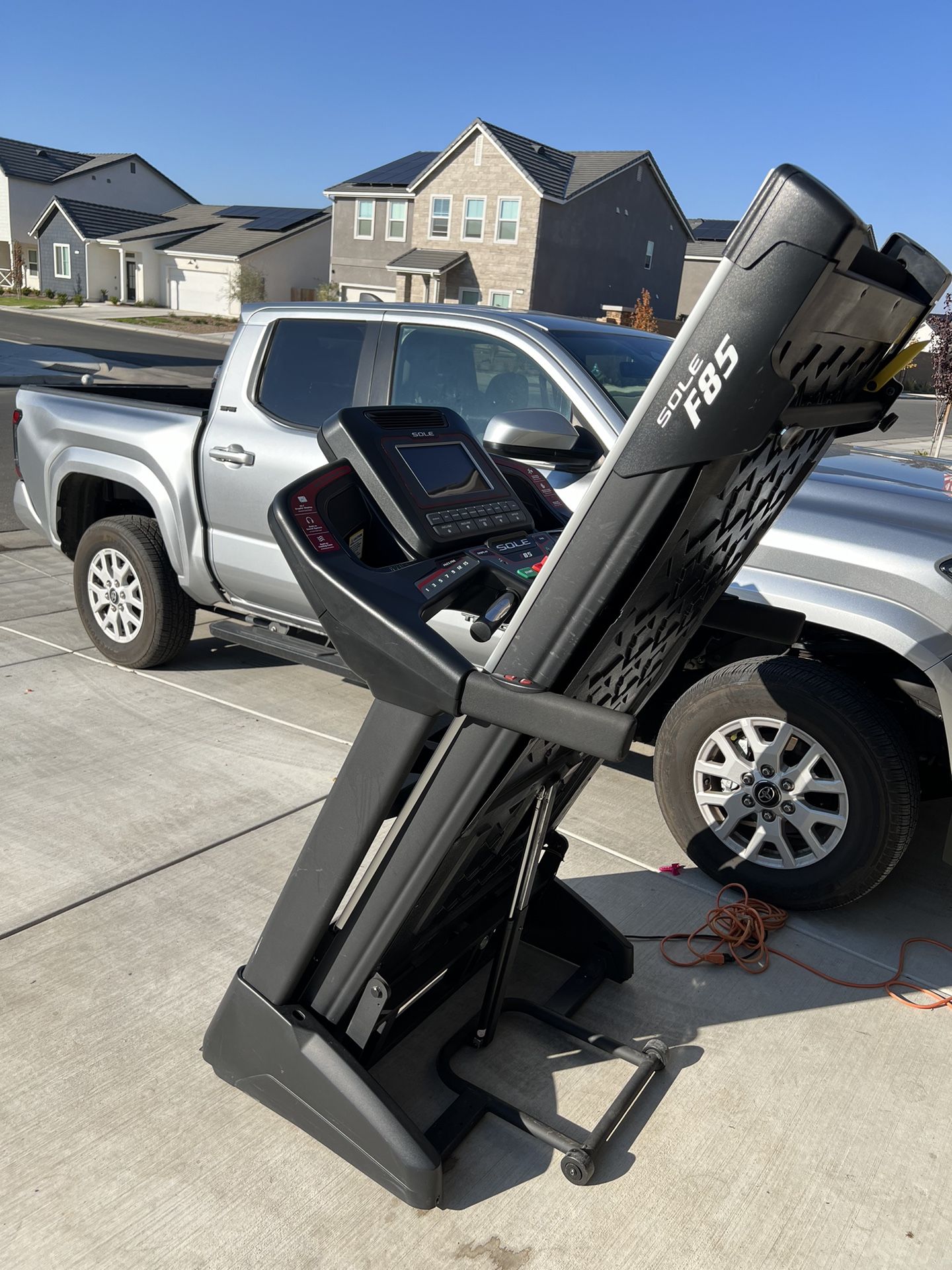 Sole F85 Treadmill