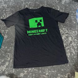 Boys Shirts Size:8 Medium 