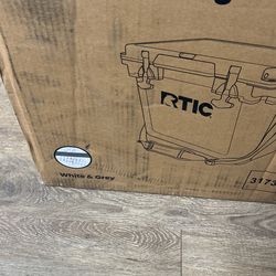 RTIC 22 QT Ultra-Light Cooler
