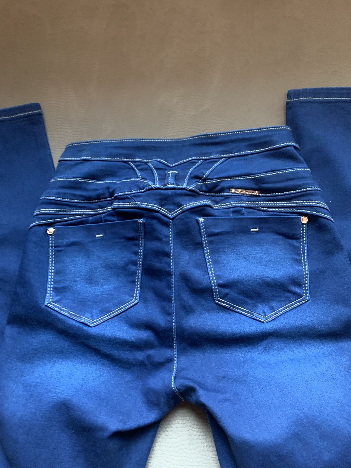 Pantalon FRIDA SIZE 11 Lo Use Solo Un Rato