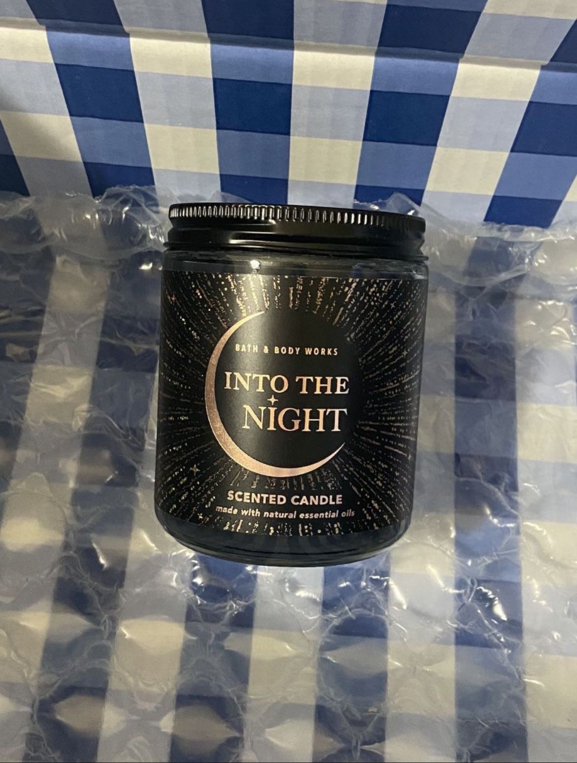 Bath & Body Works Into The Night Single Wick Candle 