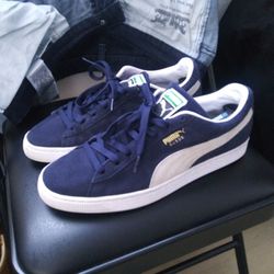 Pumas Classics Navy Peacoat Suede Shoes 
