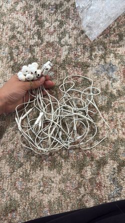 Five Pairs Of Apple Headphones 