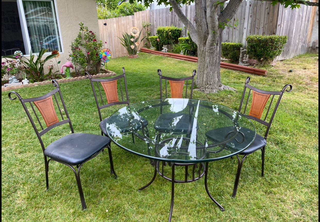42” Round Glass Dining Table Set with Chairs