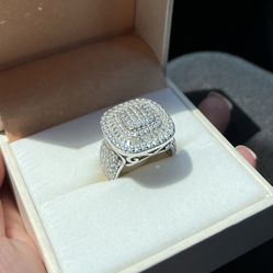 Moissanite Ring