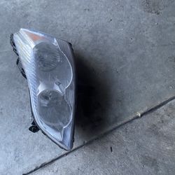 2009 2012 Chevy Traverse Driver Left Headlight
