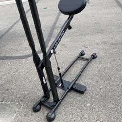 DB Method squat Machine