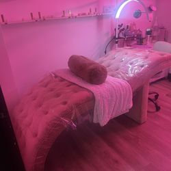 New Pink Lash Bed Luxury Bed Org$.1400