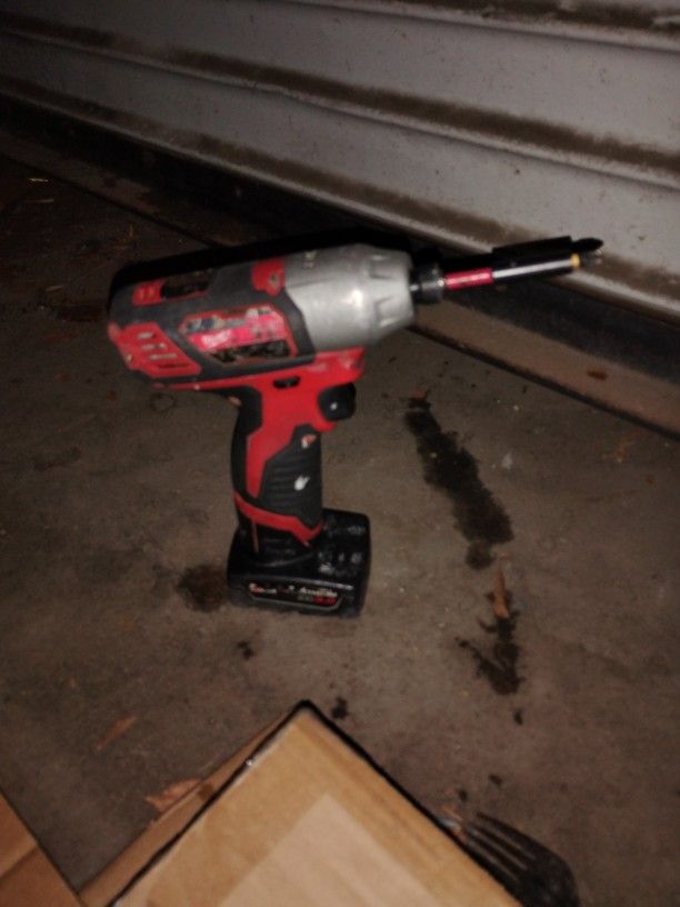 Milwaukee Drill 